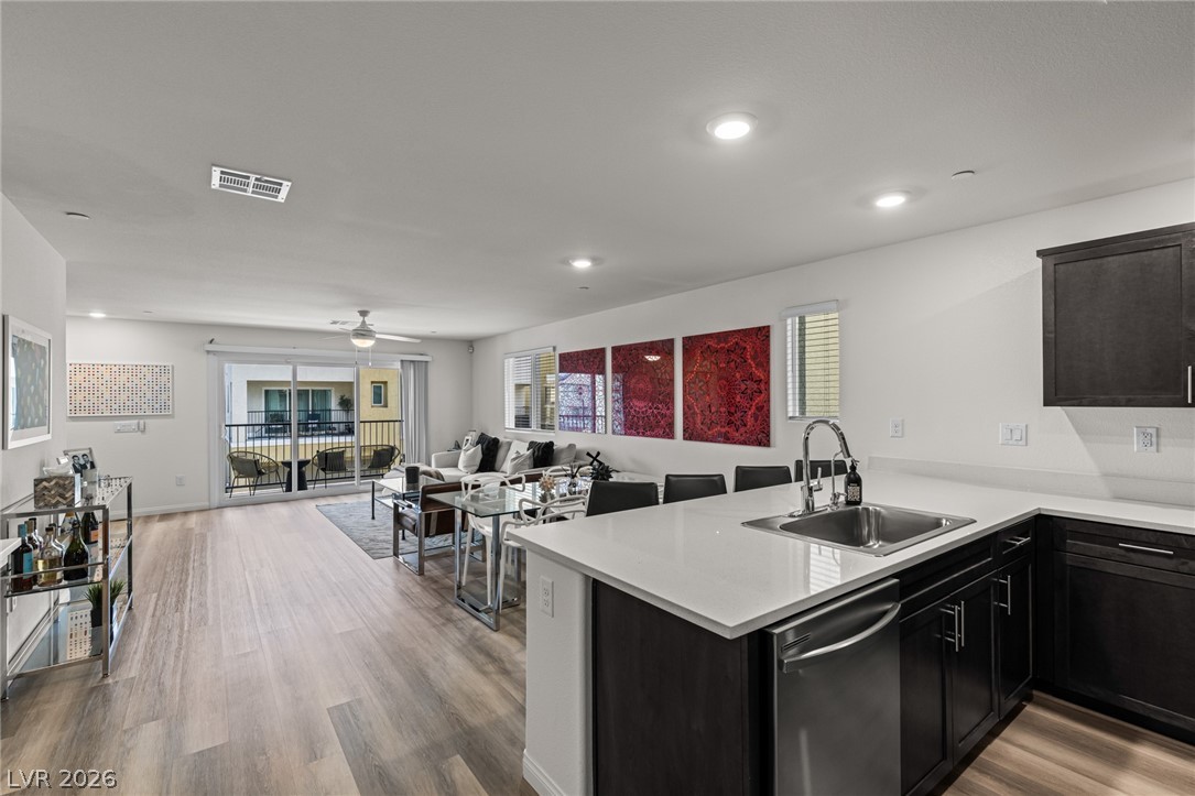 6829 Prairie Pearl Street Las Vegas NV 89148