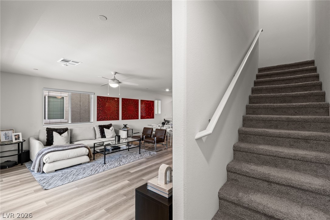 6829 Prairie Pearl Street Las Vegas NV 89148