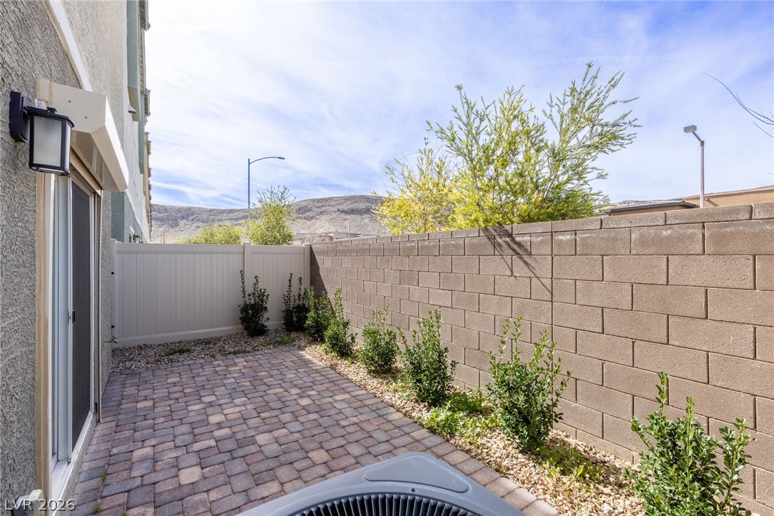 6829 Prairie Pearl Street Las Vegas NV 89148