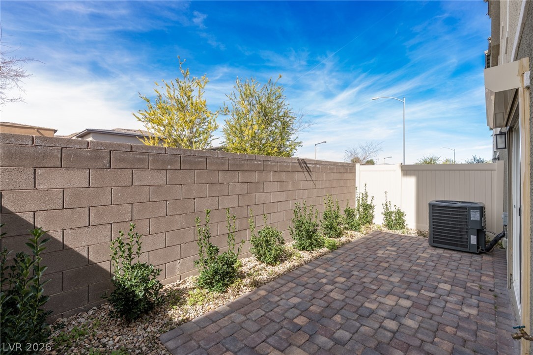 6829 Prairie Pearl Street Las Vegas NV 89148