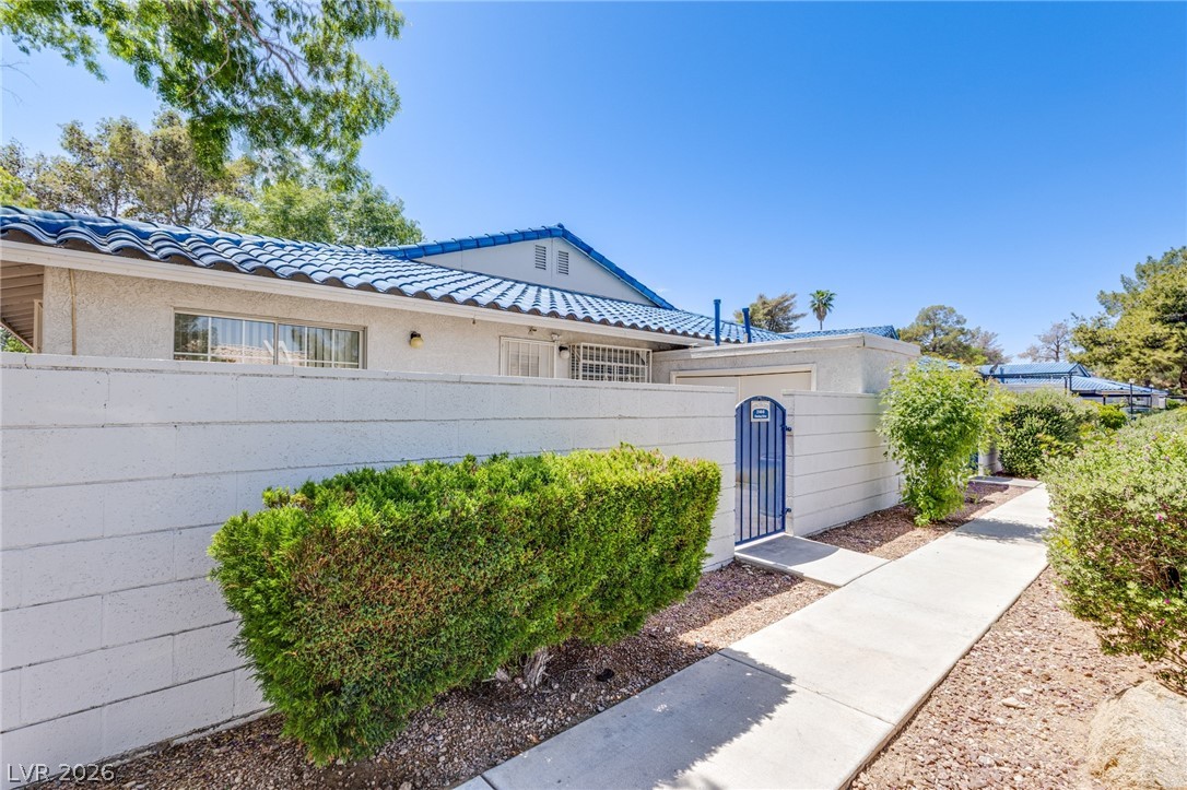2140 Chertsey Drive B Las Vegas NV 89108