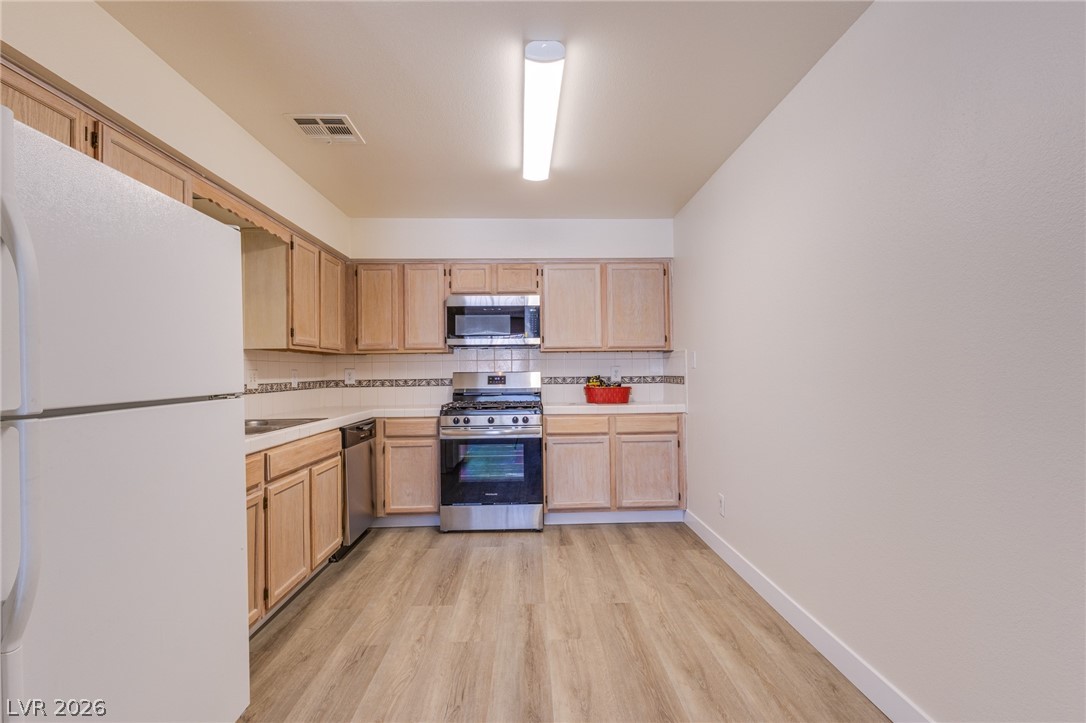 2140 Chertsey Drive B Las Vegas NV 89108
