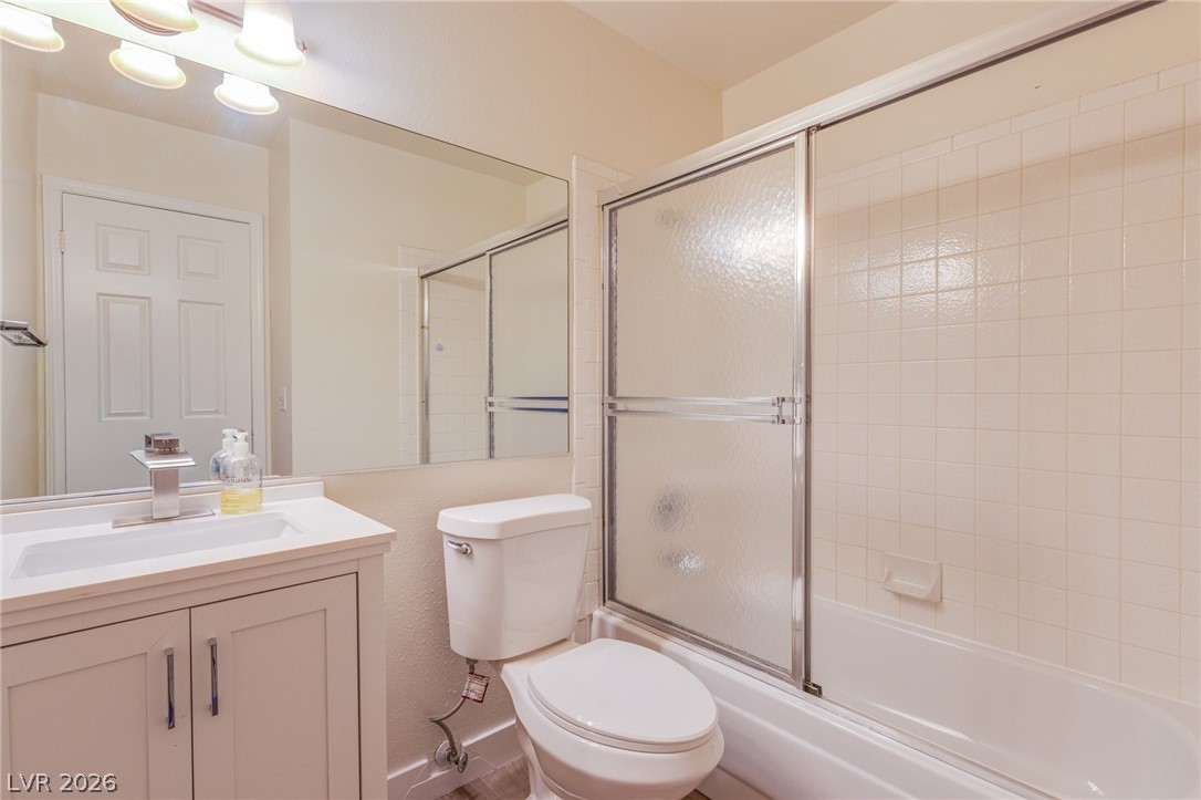 2140 Chertsey Drive B Las Vegas NV 89108