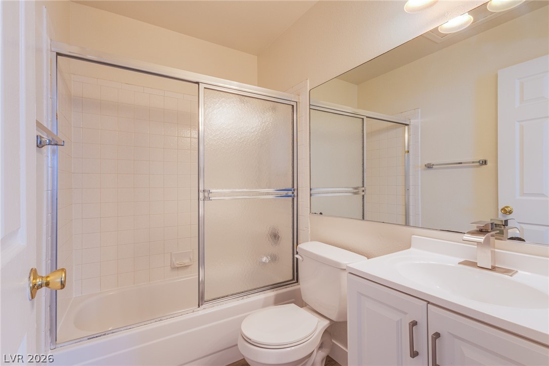 2140 Chertsey Drive B Las Vegas NV 89108
