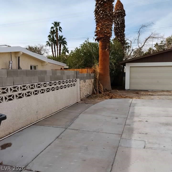 1413 Bryn Mawr Avenue Las Vegas NV 89102