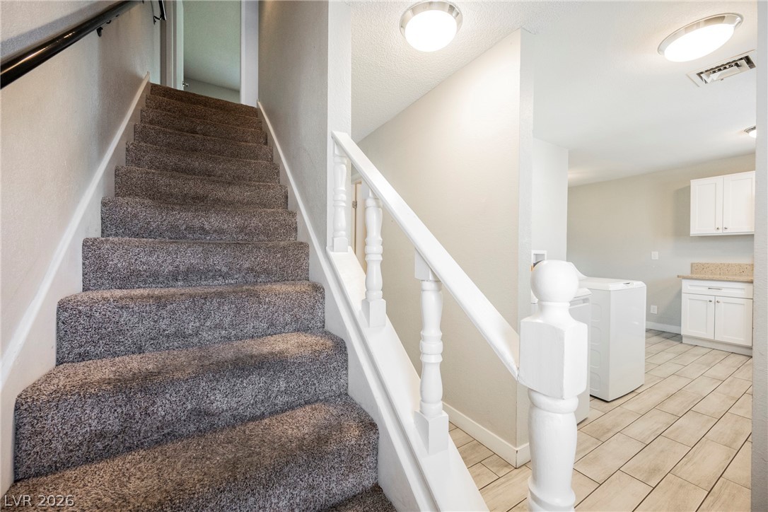 135 Greenbriar Townhouse Way Las Vegas NV 89121