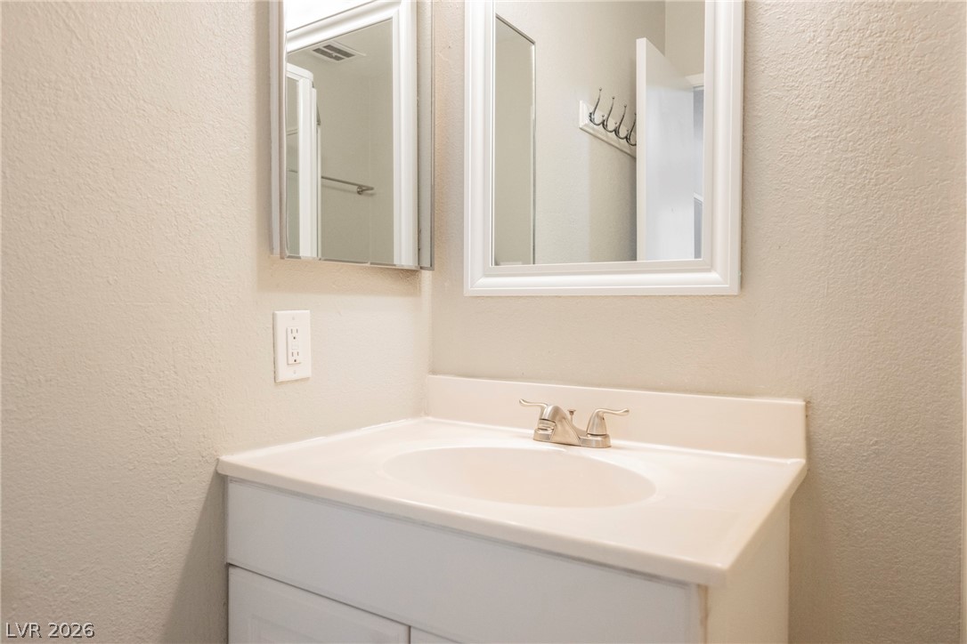 135 Greenbriar Townhouse Way Las Vegas NV 89121