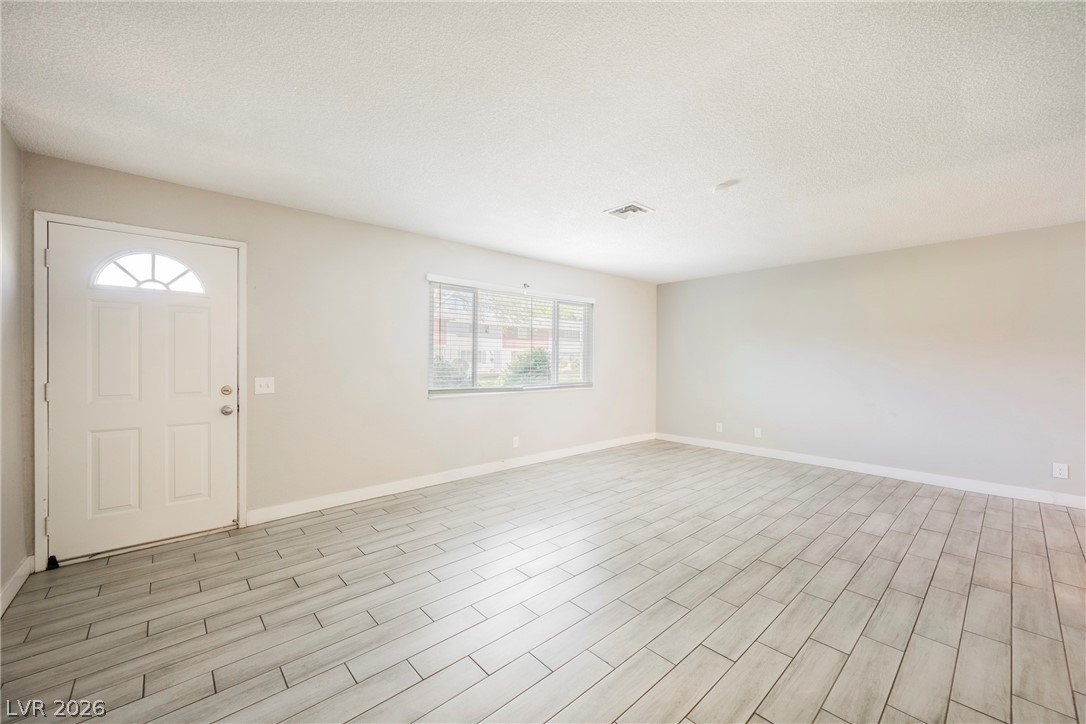 135 Greenbriar Townhouse Way Las Vegas NV 89121