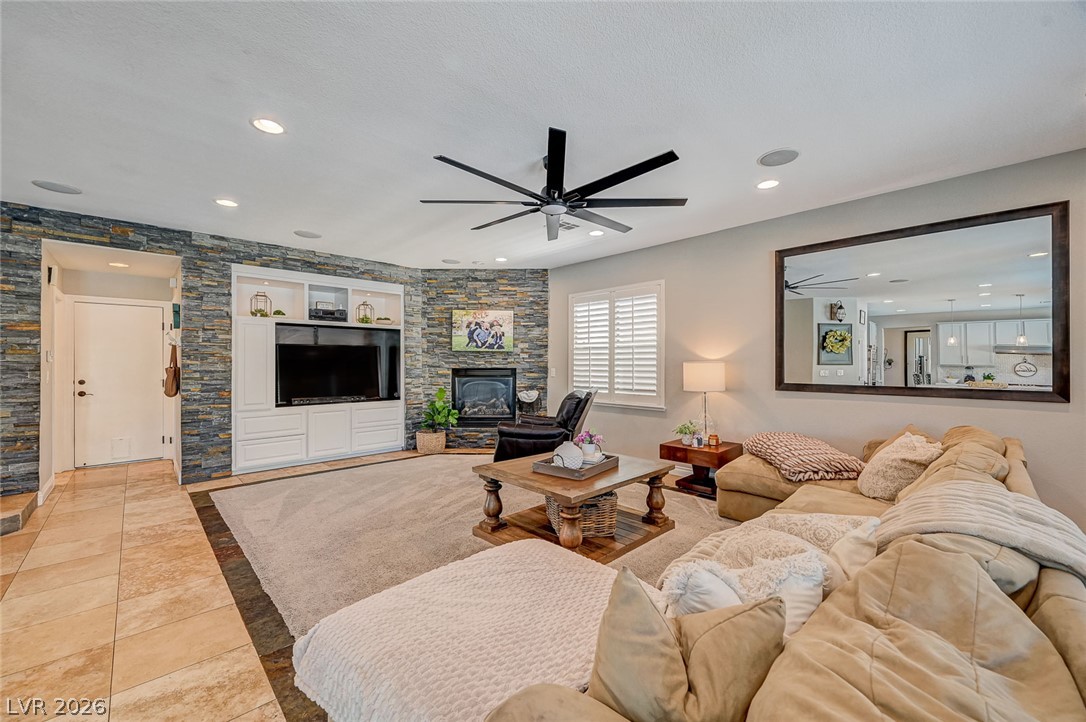 8342 Agnew Valley Court Las Vegas NV 89178