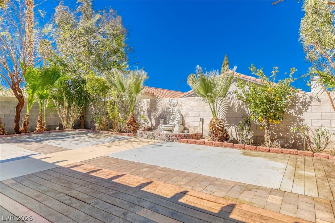 760 Inglenook Drive Las Vegas NV 89123