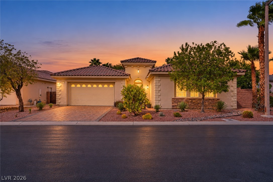 65 Twilight Rose Street Las Vegas NV 89138