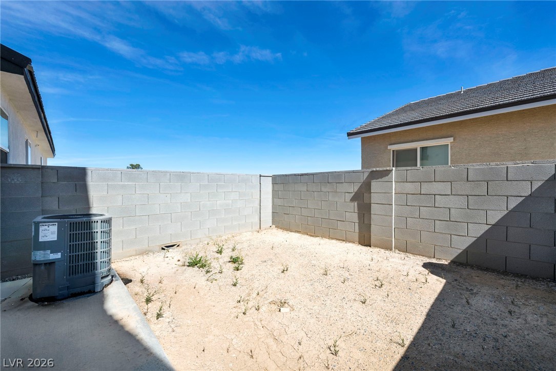 382 East Erin Street Pahrump NV 89048