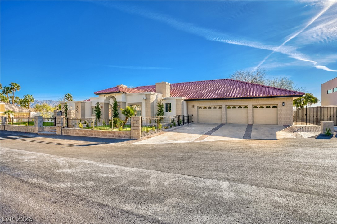 8755 Hickam Avenue Las Vegas NV 89129