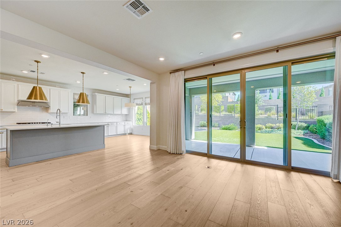 12438 Sunset Sage Avenue Las Vegas NV 89138
