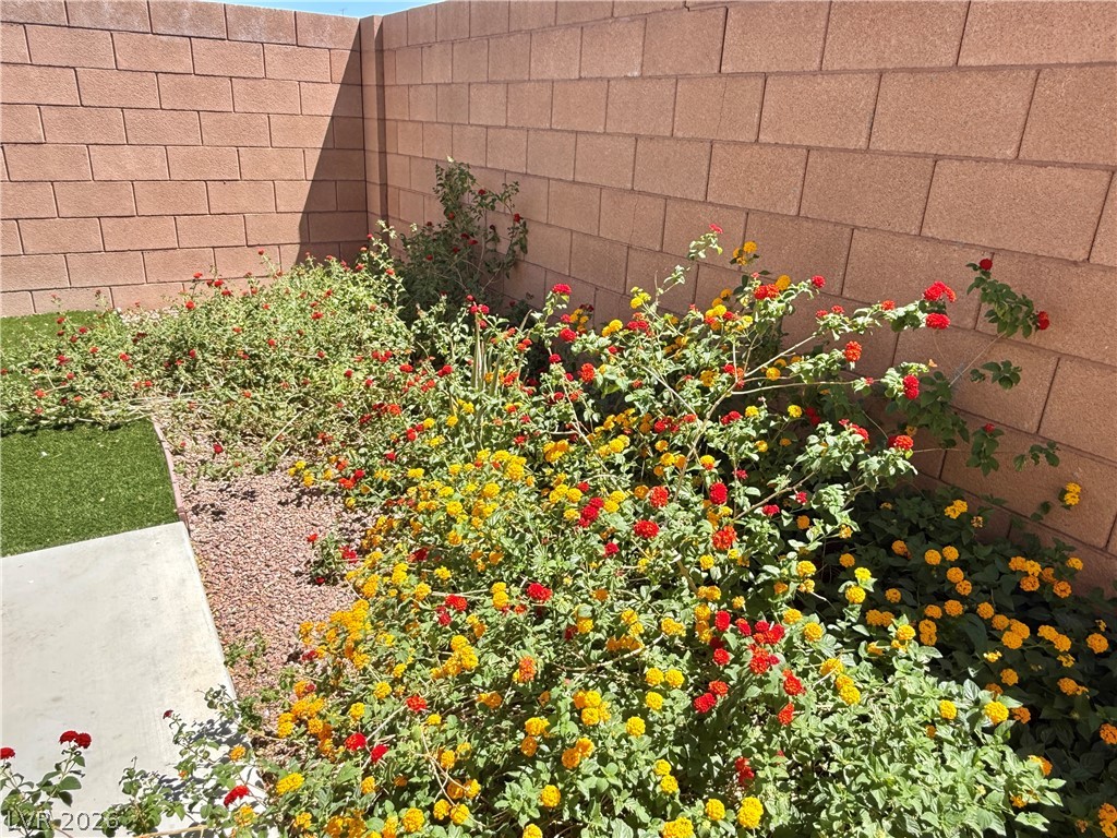 5878 Iris Vineyards Avenue Las Vegas NV 89141