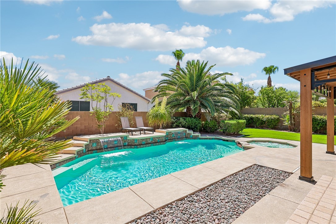 266 Violet Note Street Henderson NV 89074