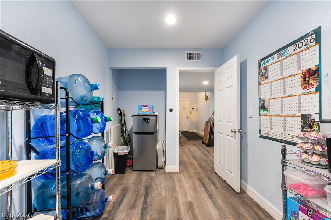 3825 Raymert Drive Las Vegas NV 89121