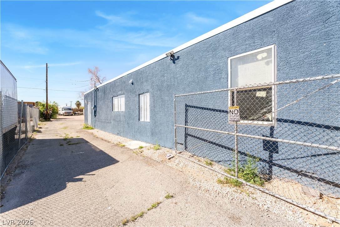 3825 Raymert Drive Las Vegas NV 89121