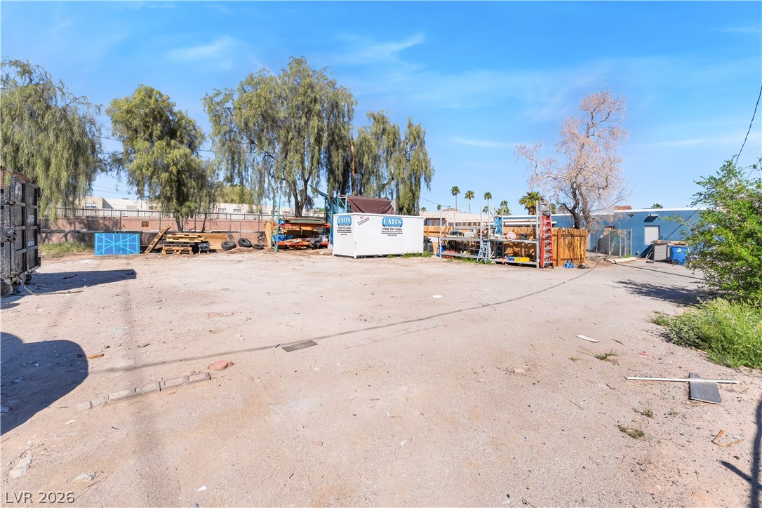 3825 Raymert Drive Las Vegas NV 89121