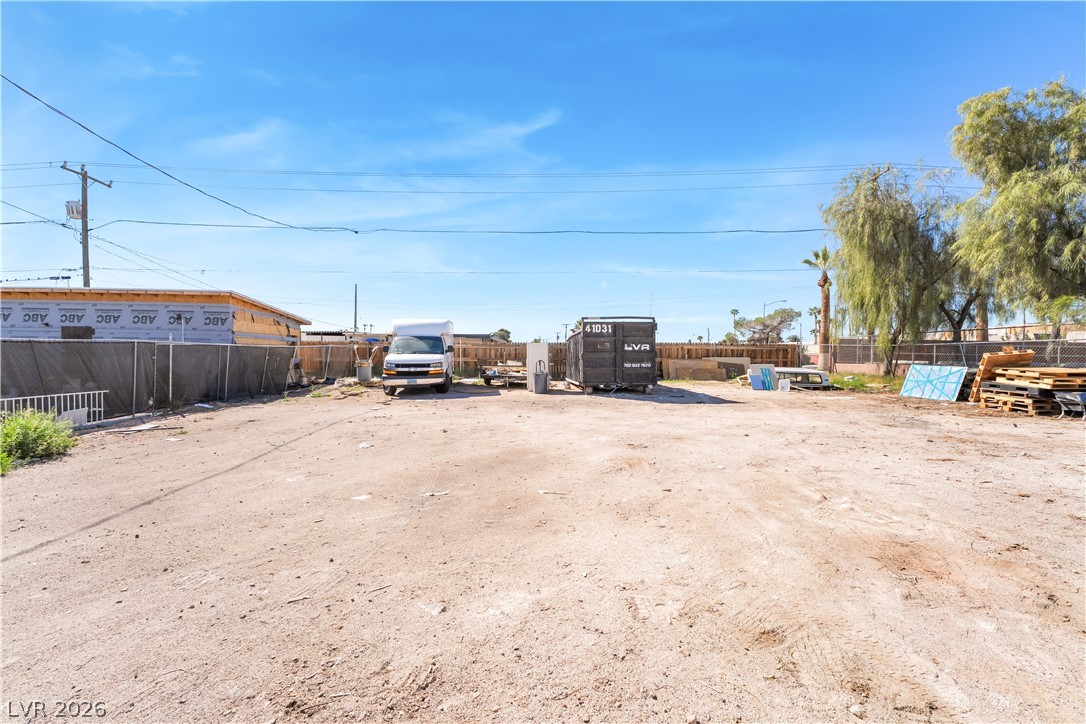 3825 Raymert Drive Las Vegas NV 89121