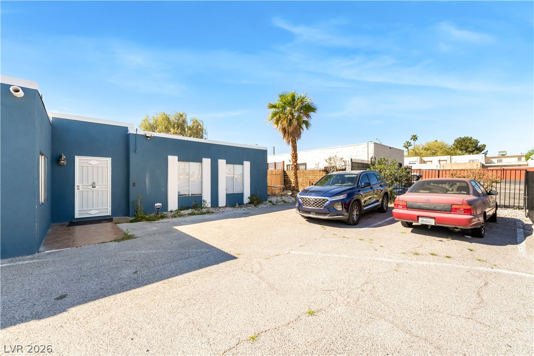 3825 Raymert Drive Las Vegas NV 89121