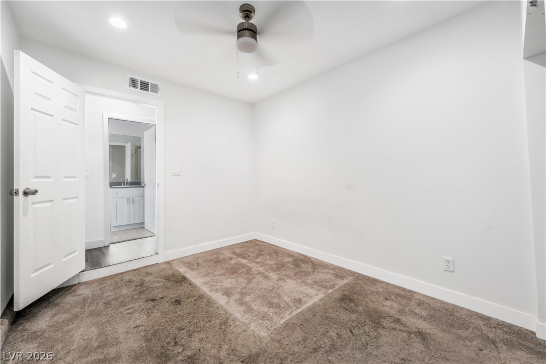 3825 Raymert Drive Las Vegas NV 89121