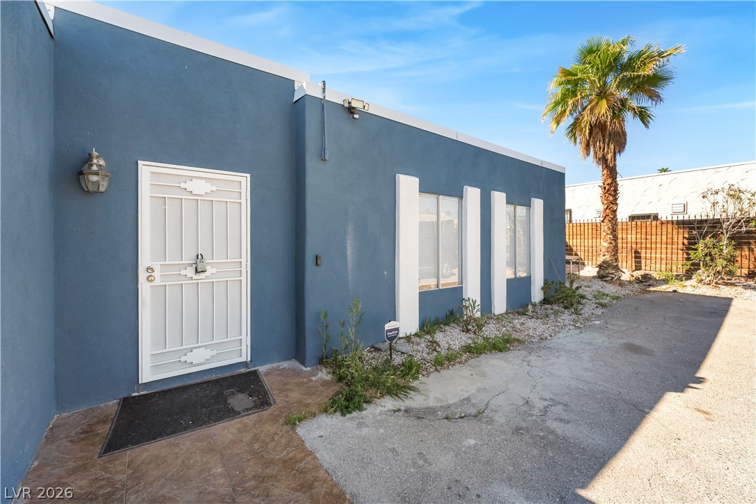 3825 Raymert Drive Las Vegas NV 89121