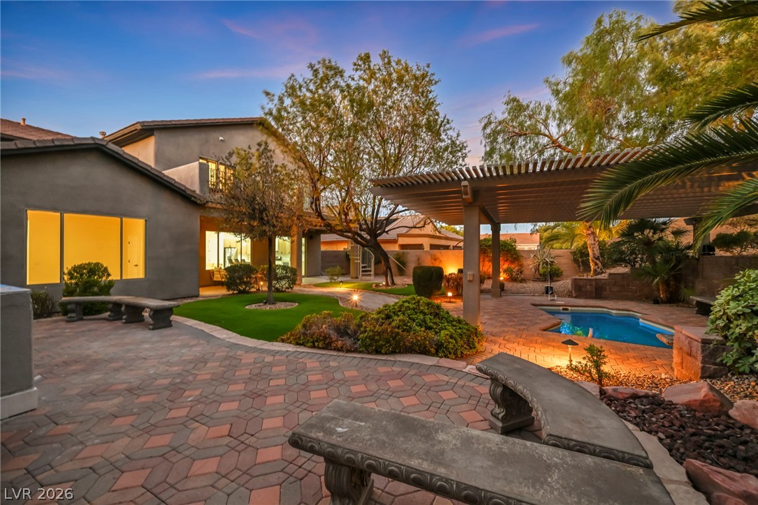 17 Winding Road Henderson NV 89052