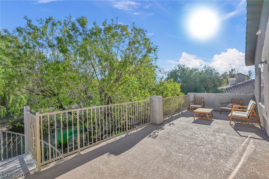 17 Winding Road Henderson NV 89052