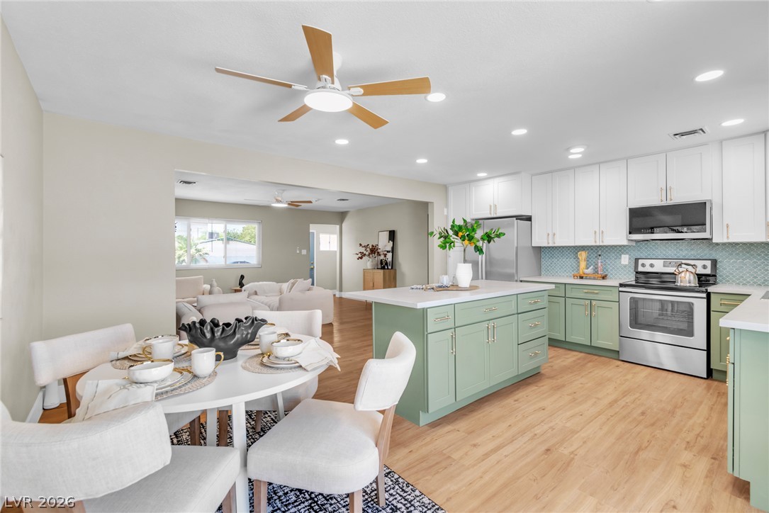 2800 Avalon Avenue Las Vegas NV 89107