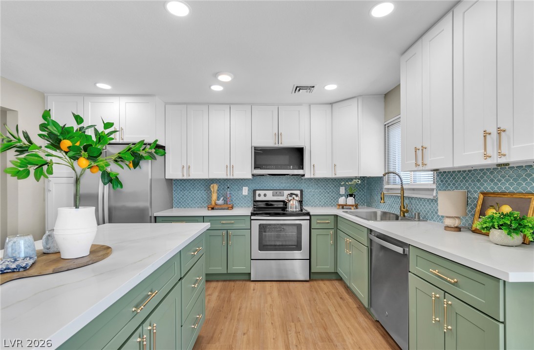 2800 Avalon Avenue Las Vegas NV 89107