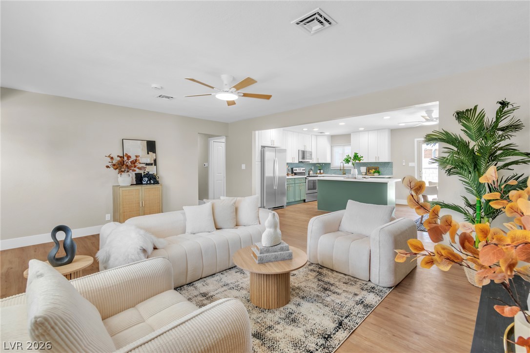 2800 Avalon Avenue Las Vegas NV 89107