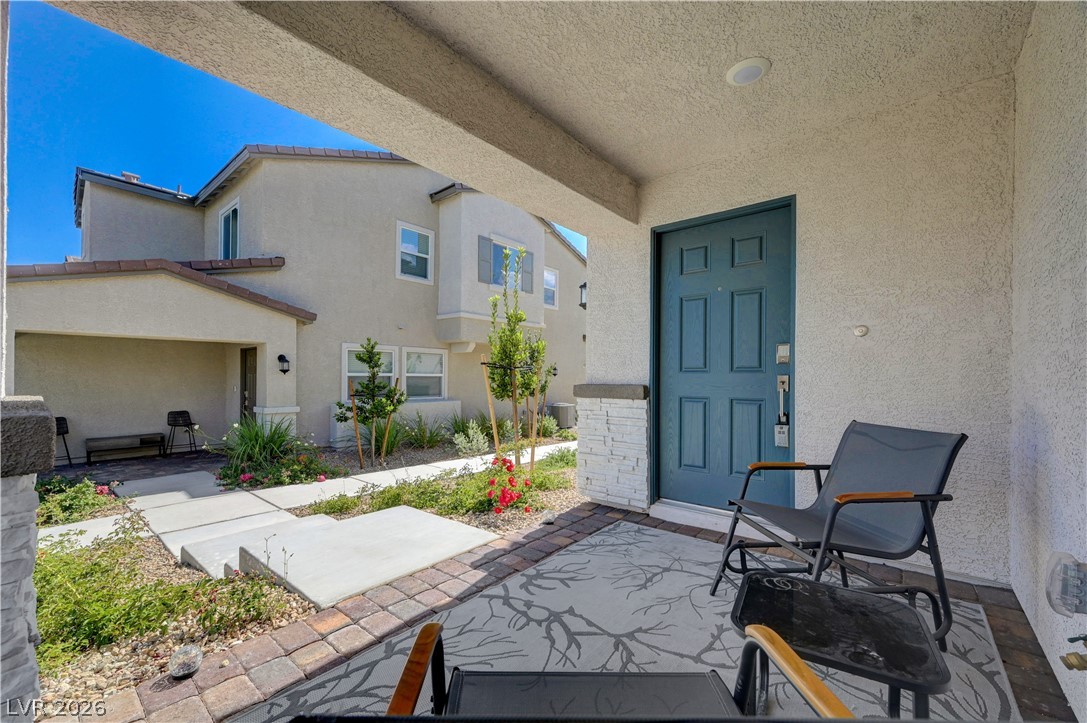 6318 Foxes Dale Street Las Vegas NV 89166