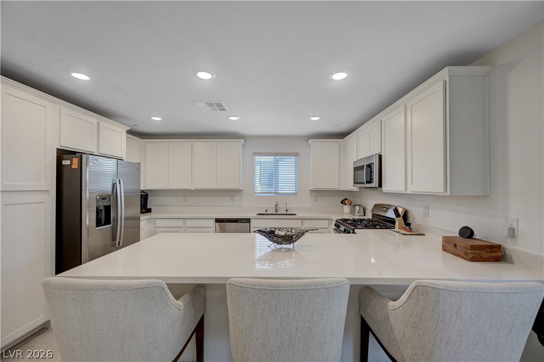 6318 Foxes Dale Street Las Vegas NV 89166