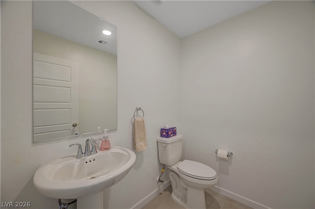 6318 Foxes Dale Street Las Vegas NV 89166