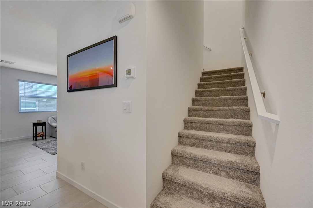6318 Foxes Dale Street Las Vegas NV 89166