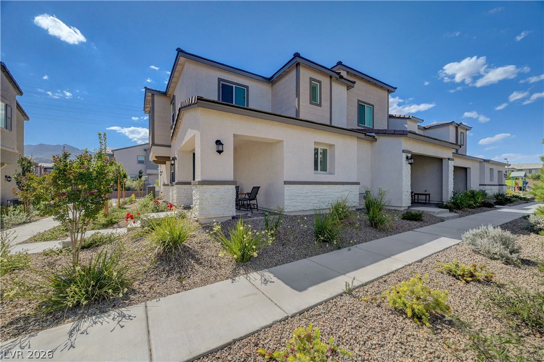 6318 Foxes Dale Street Las Vegas NV 89166