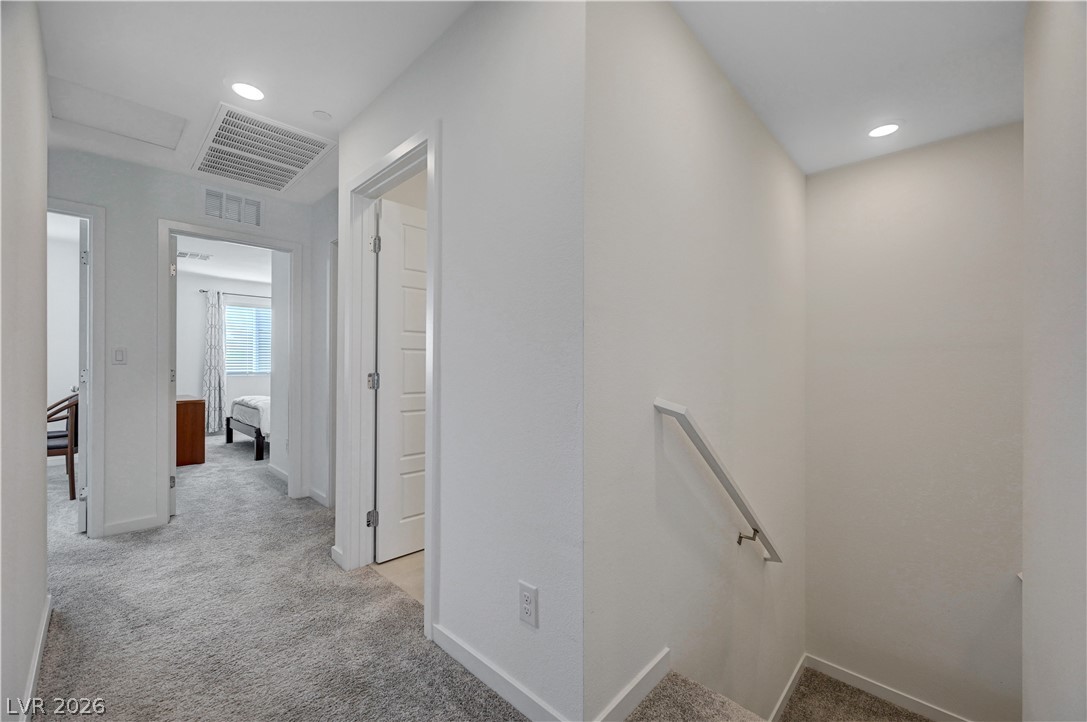 6318 Foxes Dale Street Las Vegas NV 89166