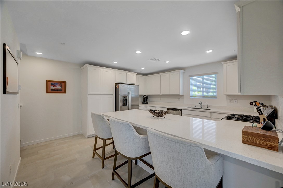 6318 Foxes Dale Street Las Vegas NV 89166