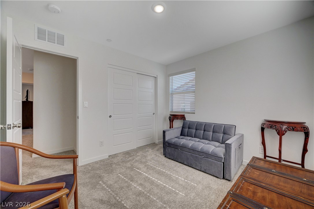 6318 Foxes Dale Street Las Vegas NV 89166