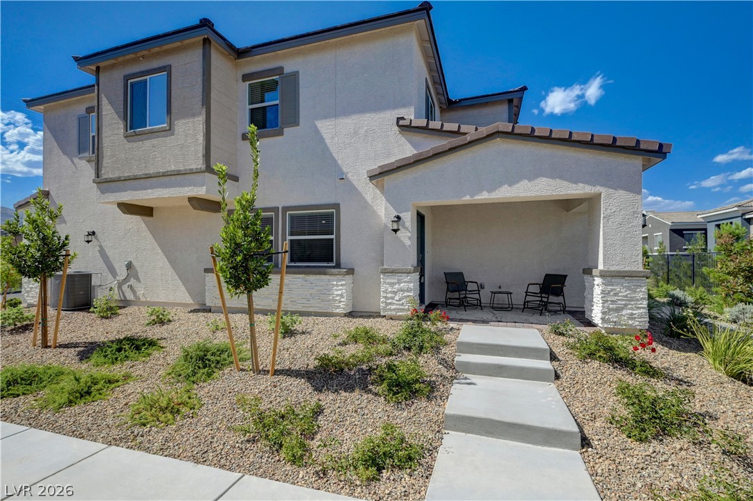 6318 Foxes Dale Street Las Vegas NV 89166