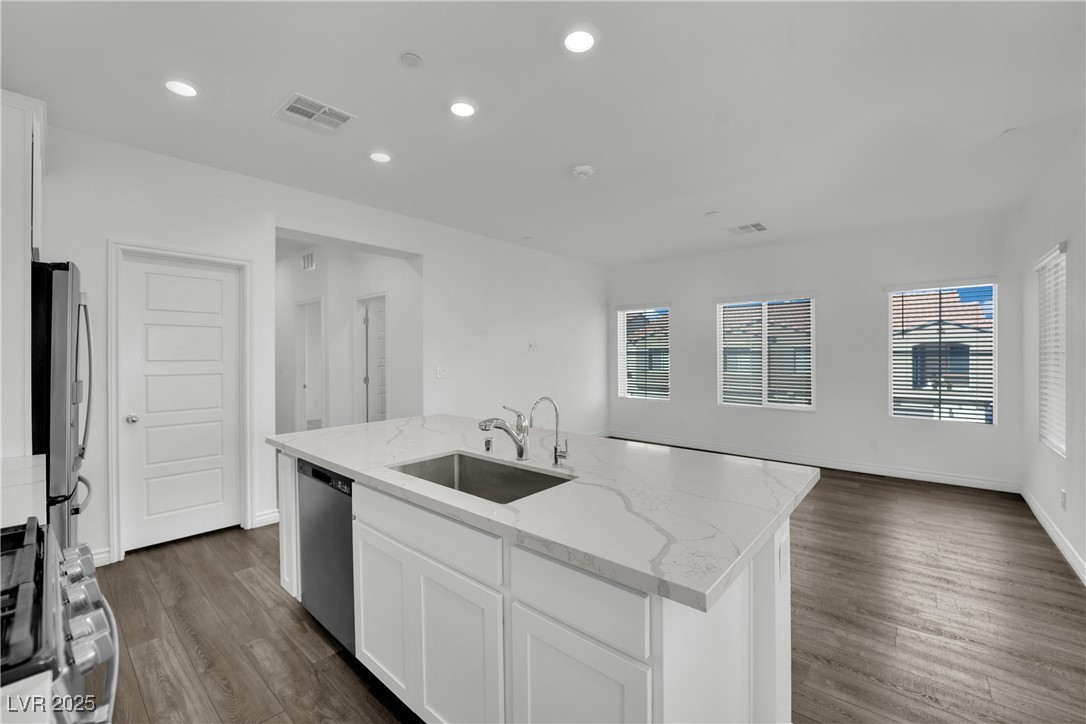 207 Callen Falls Avenue 1725 Henderson NV 89011