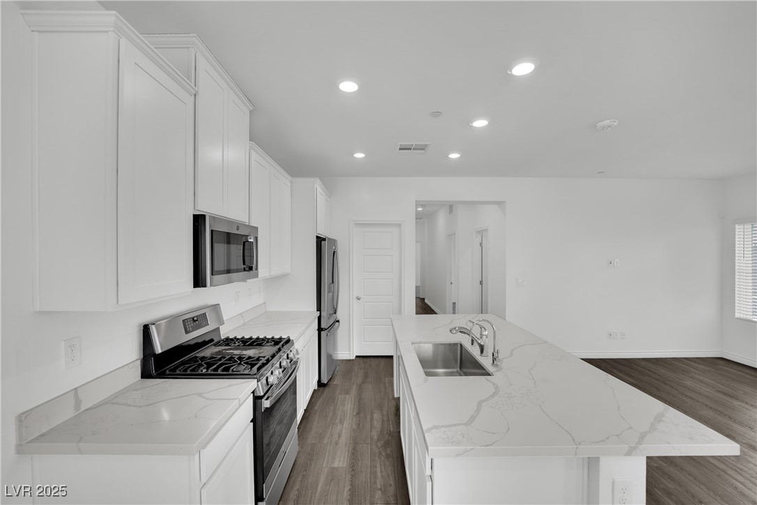 207 Callen Falls Avenue 1725 Henderson NV 89011