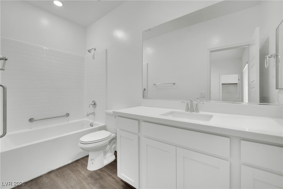 207 Callen Falls Avenue 1725 Henderson NV 89011