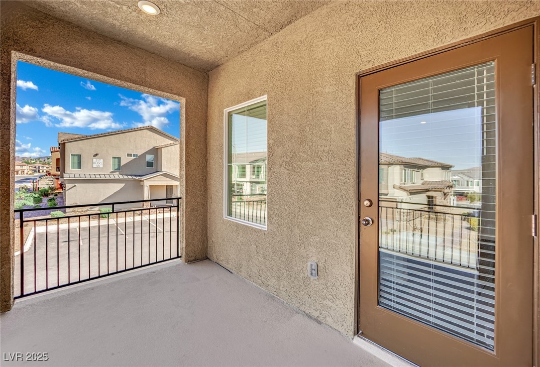 207 Callen Falls Avenue 1725 Henderson NV 89011