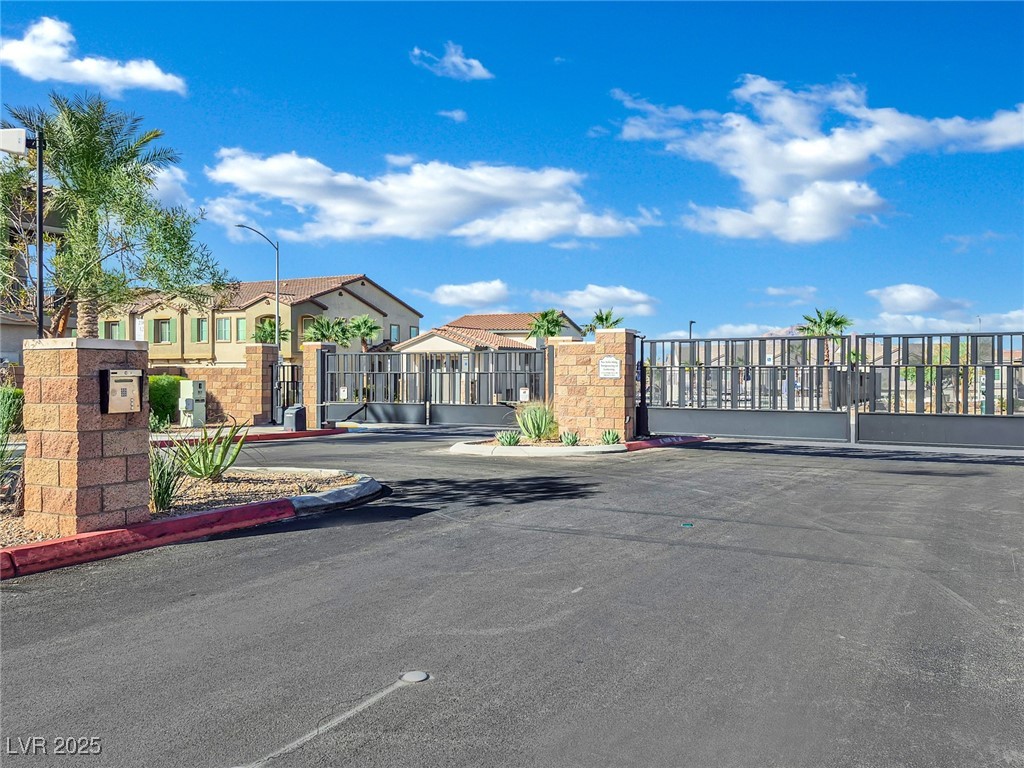 207 Callen Falls Avenue 1725 Henderson NV 89011