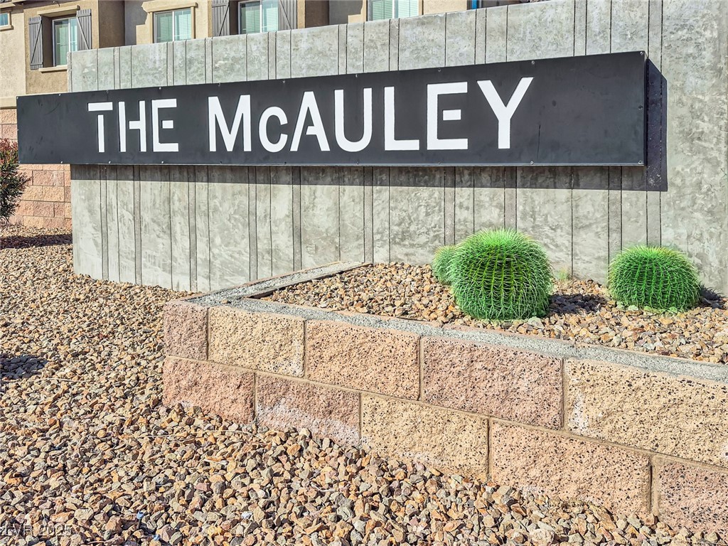 207 Callen Falls Avenue 1725 Henderson NV 89011