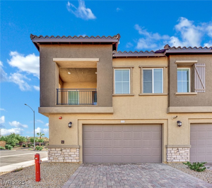 207 Callen Falls Avenue 1725 Henderson NV 89011
