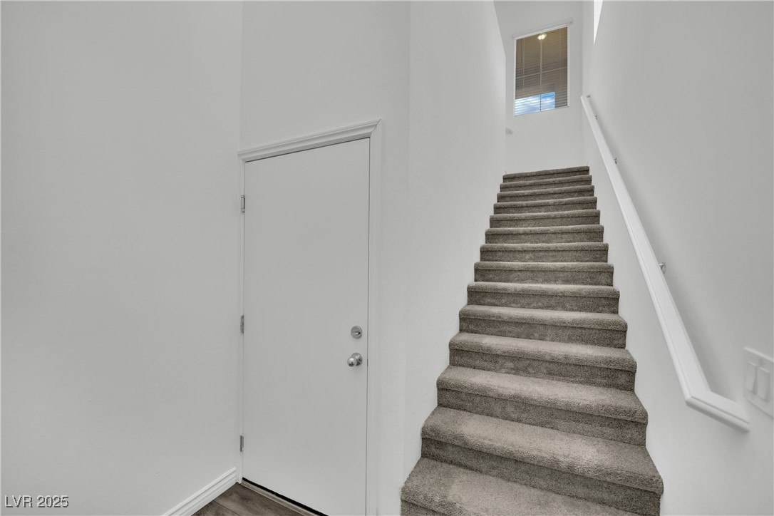207 Callen Falls Avenue 1725 Henderson NV 89011