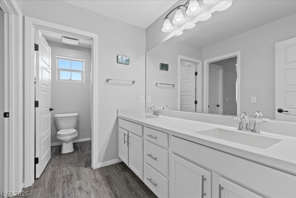 9008 Misty Leaf Avenue Las Vegas NV 89148